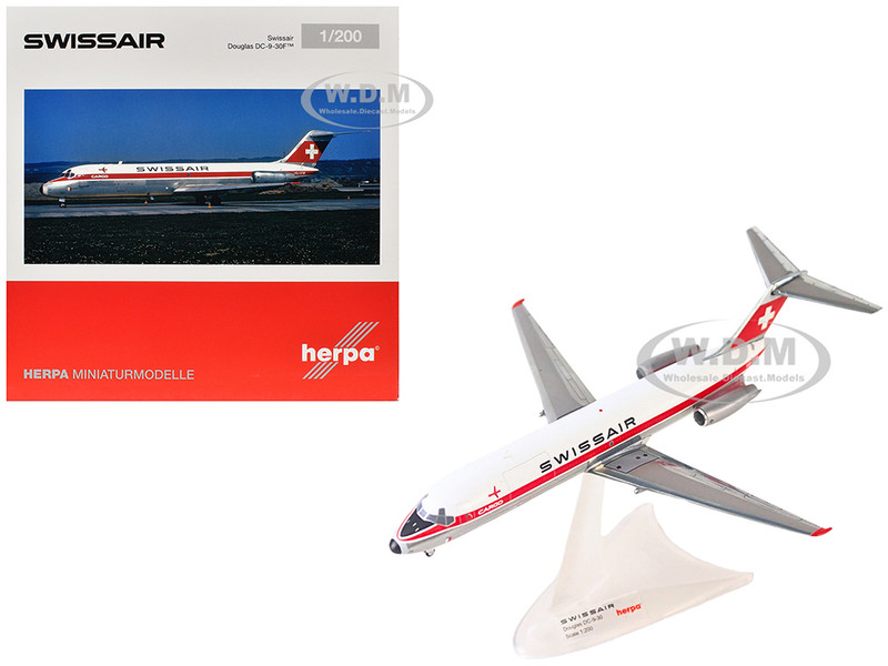 Douglas DC 9 30F Commercial Aircraft Swissair HB IFW White with Red Stripes 1/200 Diecast Model Airplane Herpa HE573344