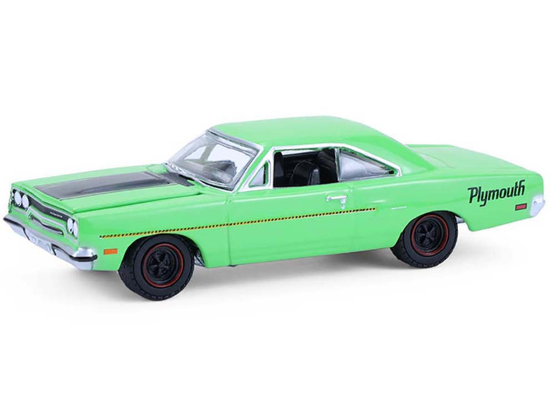 1970 Plymouth Road Runner Green with Black Hood Stripe GreenLight Muscle Series 30 1/64 Diecast Model Car Greenlight 13370B