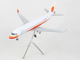 Embraer ERJ 175 Commercial Aircraft Alaska Airlines Horizon Air N652MK White with Red and Orange Stripes Gemini 200 Series 1/200 Diecast Model Airplane GeminiJets G2ASA1205