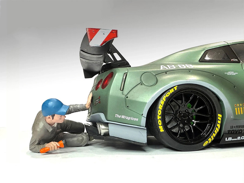 Top Tuners Figure #4 Premium Series for 1/24 Scale Models American Diorama ADP-70104