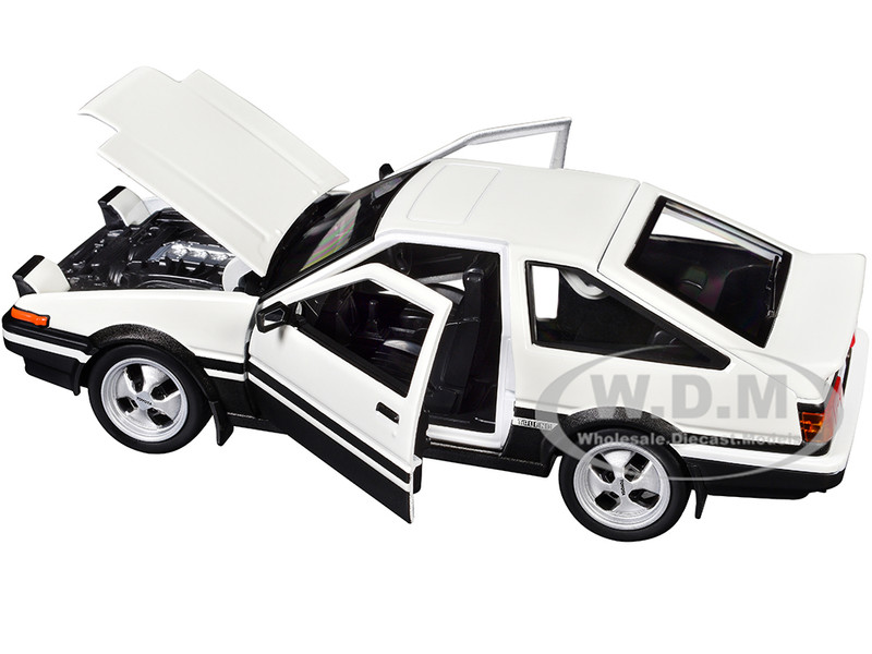 TOYOTA SPRINTER TRUENO AE86 RHD WHITE 1/24 DIECAST MODEL CAR BY