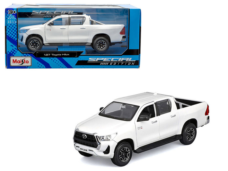 Toyota Hilux Pickup Truck White Special Edition Series 1/27 Diecast Model Car Maisto 32920WH