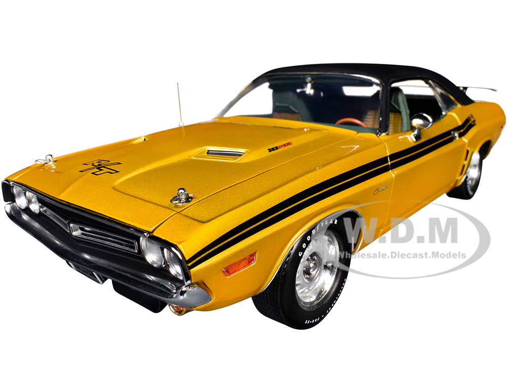 1971 Dodge Challenger R/T GY8 Gold Metallic with Black Stripes and