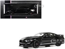 2022 Ford Mustang Shelby GT500 Black with Silver Stripes 1/18 Diecast Model Car IXO Models U18RDC002-FO