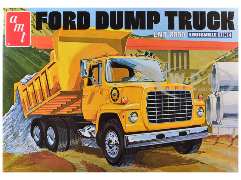 Skill 3 Model Kit Ford LNT 8000 Louisville Line Dump Truck 1/25 Scale Model AMT AMT1526