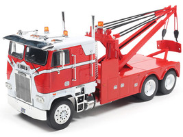 1987 Freightliner FLA Tow Truck Red and White 1/43 Diecast Model IXO Models U43TTR002