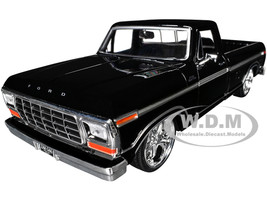 1979 Ford F 150 Custom Pickup Truck Black Maxx Design Series 1/24 Diecast Model Car Motormax 79346MX-BK
