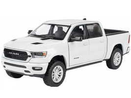 2019 RAM 1500 Laramie Crew Cab Pickup Truck White Timeless Legends Series 1/24 Diecast Model Car Motormax 79357W