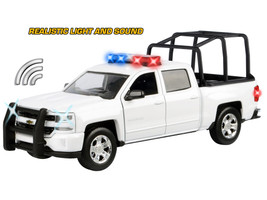 2017 Chevrolet Silverado 1500 LT Z71 Crew Cab Pickup Truck with White with Flashing Light Bar and Front and Rear Lights and Sounds 1/27 Diecast Model Car Motormax 79547W