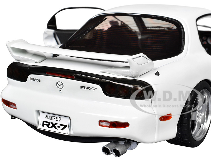 2001 Mazda RX7 Type RS (FD3S) RHD (Right Hand Drive) White 1/18