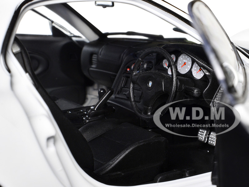2001 Mazda RX7 Type RS (FD3S) RHD (Right Hand Drive) White 1/18