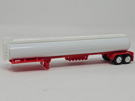 Tanker Trailer White and Red 1/87 (HO) Plastic Model Car HO Logistics HL-308