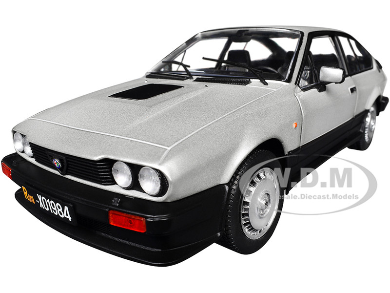 1984 ALFA ROMEO GTV6 SILVER 1/18 DIECAST MODEL CAR BY SOLIDO
