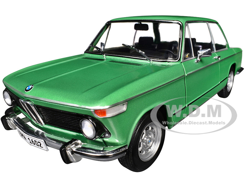 1971 BMW 1602 Taiga Green Metallic 1/18 Diecast Model Car Solido S1808604