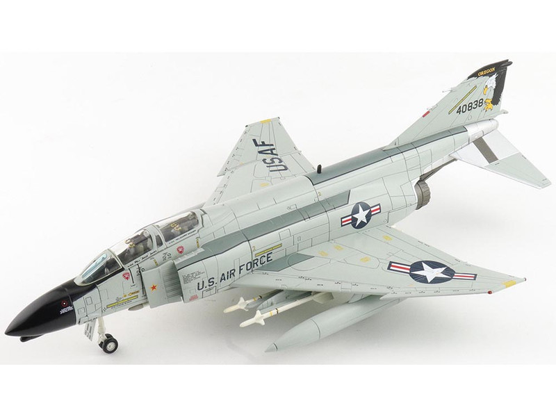 McDonnell Douglas F 4C Phantom II Fighter Bomber Aircraft 40838 114th Tactical Fighter Training Squadron Oregon Air National Guard 1980 United States Air Force Air Power Series 1/72 Diecast Model Hobby Master HA19076