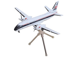 Saab 340A Commercial Aircraft Delta Connection Business Express Airlines N749BA White with Dark Blue and Red Stripes Gemini 200 Series 1/200 Diecast Model Airplane GeminiJets G2GAA1345