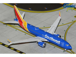 Boeing 737 MAX 8 Commercial Aircraft "Southwest Airlines" (N8788L) Blue with Red and Yellow Stripes 1/400 Diecast Model Airplane GeminiJets GJSWA2372