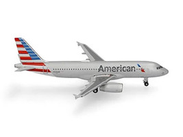 Airbus A320 Commercial Aircraft "American Airlines" (N680AW) Silver with Blue and Red Tail 1/500 Diecast Model Airplane by Herpa HE538879