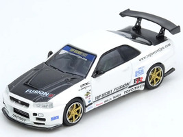 Nissan Skyline GT R R34 Top Secret RHD Right Hand Drive White with Carbon Hood 1/64 Diecast Model Car Inno Models IN64-R34TS-WHI
