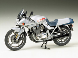 Model Kit Suzuki GSX1100S Katana Motorcycle 1/12 Scale Model Tamiya TAM-14010