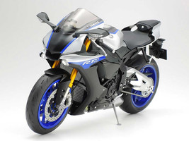 Model Kit Yamaha YZF R1M Motorcycle 1/12 Scale Model Tamiya TAM-14133