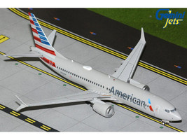 Boeing 737 MAX 8 Commercial Aircraft American Airlines N326RP Gray with Striped Tail Gemini 200 Series 1/200 Diecast Model Airplane GeminiJets G2AAL1413