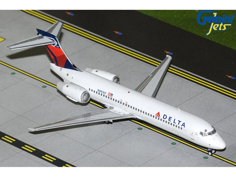 Boeing 717 200 Commercial Aircraft Delta Air Lines N947AT White with Blue and Red Tail Gemini 200 Series 1/200 Diecast Model Airplane GeminiJets G2DAL1417