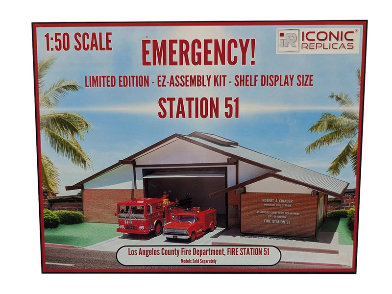 Los Angeles County Fire Department Fire Station 51 Diorama EZ Assembly Kit Emergency Series 1/50 Model Iconic Replicas 50-0520