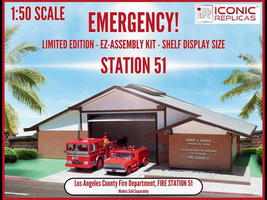 Los Angeles County Fire Department Fire Station 51 Diorama EZ Assembly Kit Emergency Series 1/50 Model Iconic Replicas 50-0520