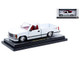1993 Chevrolet C1500 SS 454 Pickup Truck White with Red Interior Limited Edition to 9600 pieces Worldwide 1/24 Diecast Model Car M2 Machines 40300-142A