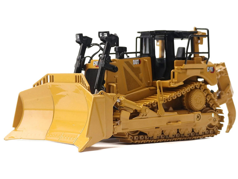 CAT Caterpillar D8T Track Type Tractor with 8U Blade and Operator Core Classics Series 1/50 Diecast Model Diecast Masters 85566C