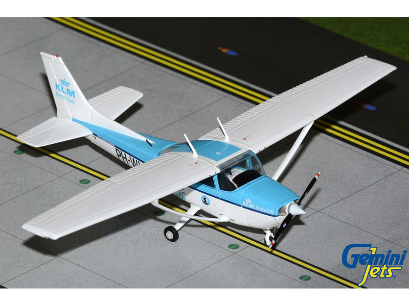 Cessna 172 Skyhawk Aircraft KLM Aeroclub PH WVO Light Blue and White Gemini General Aviation Series 1/72 Diecast Model Airplane GeminiJets GGCES019