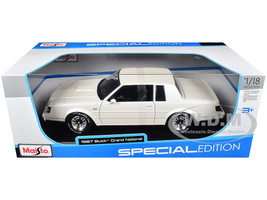 1987 Buick Grand National White Metallic Special Edition Series 1/18 Diecast Model Car Maisto 31479W