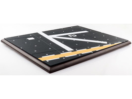 Modern Carrier Deck III Display Base 1/72 Model Hobby Master HD722005