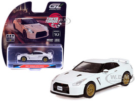 2007 Nissan GT R R35 Pearl White with Gold Wheels Tokyo Torque Series 10 1/64 Diecast Model Car Greenlight 235110D