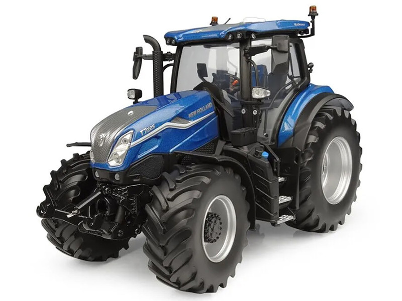 New Holland T7 225 Tractor Blue Power Metallic 1/32 Diecast Model Universal Hobbies UH7201