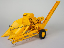 Minneapolis Moline H320 Pull Type Corn Picker Yellow Classic Series 1/16 Diecast Model SpecCast SCT994