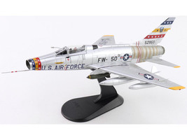 North American F 100D Super Sabre Fighter Aircraft FW 871 81st TFS 50th TFW, France 1958 United States Air Force Air Power Series 1/72 Diecast Model Hobby Master HA2128