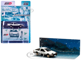 Toyota Sprinter Trueno AE86 RHD Right Hand Drive White with Black Stripes Takumi Fujiwara & Natsuki Mogi Initial D 1995 2013 Manga Diorama Set Series 1/64 Diecast Model Car Hobby Japan HJDMD001F