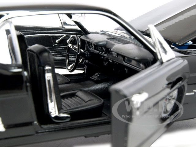 WELLY WE12519R Scale 1/18 | FORD USA MUSTANG 1/2 HARD-TOP