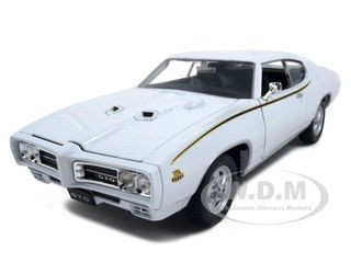 Model Car American Scale 1:24 Welly Pontiac Gto diecast vehicles road