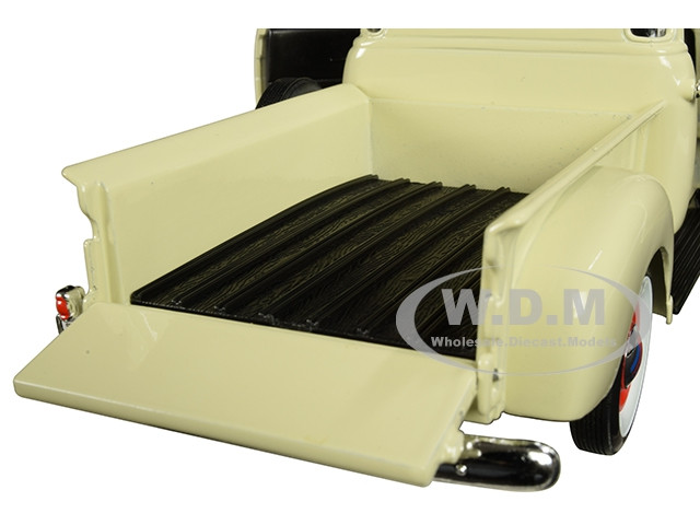 1953 Chevrolet 3100 Pickup Truck Cream 1/24 1/27 Diecast