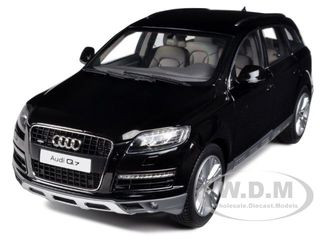  Audi Q7 Black 1/18 Diecast Car Model  Kyosho 09222
