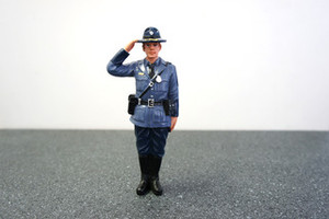  State Trooper Brian Figure For 1:24 Diecast Model Cars American Diorama 16163