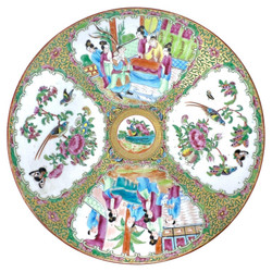 Antique Chinese Rose Medallion Porcelain Charger, Circa 1920s.