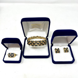 Exquisite Estate American 18 Karat Gold Sapphire and Diamond 3 piece set. Includes flex bracelet, earrings, and ring.