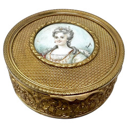 Antique French Gold Bronze Jewel or Trinket Box With Hand-Painted Porcelain Miniature, Circa 1880-1890.