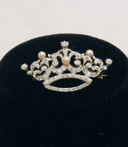 Antique Platinum Diamond & Pearl Crown Pin
