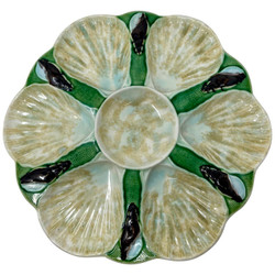 Rare Antique English "Joseph Holdcroft" Minton Majolica Porcelain Hand-Painted Emerald Green and Mottled Beige Oyster Plate, Circa 1880-1890.