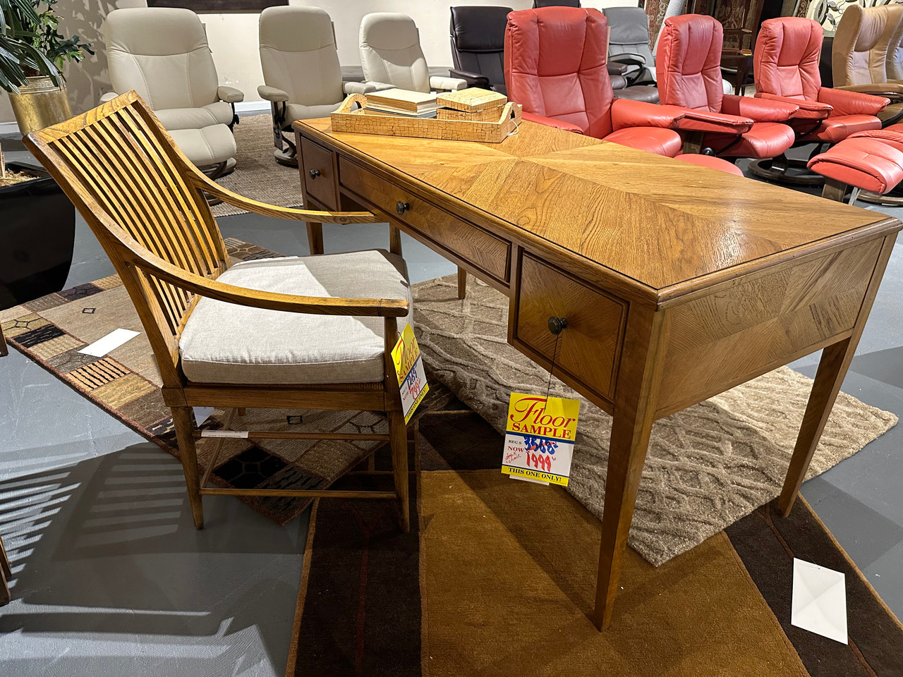 Desk & Chair Slater's Home Furnishings Modesto